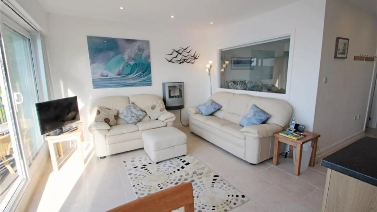 Redcliffe Apartments I Bishopston 0*,